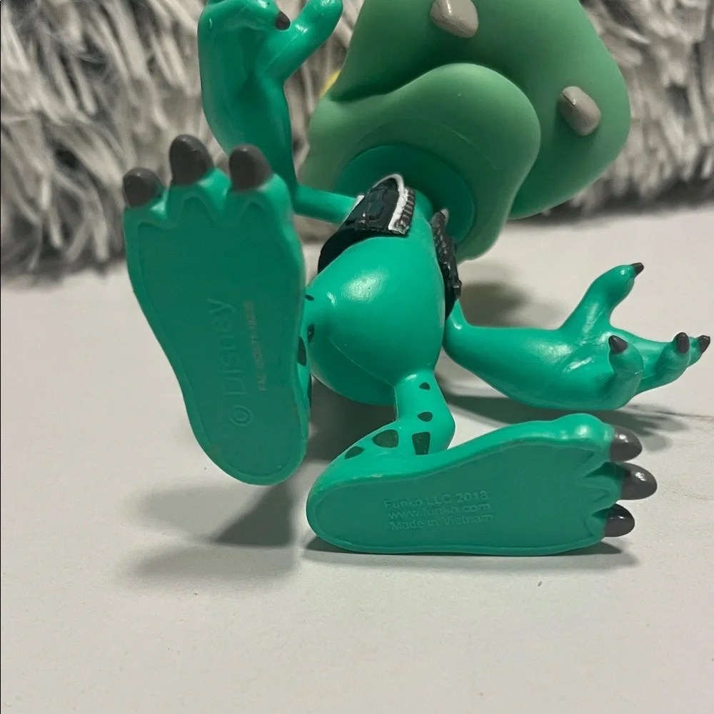 FUNKO Goofy in his Monsters Inc. Form. Un-Boxed. - Picture 5 of 5